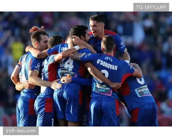 纽卡斯尔联队反击犀利，持续撕裂防线引关注