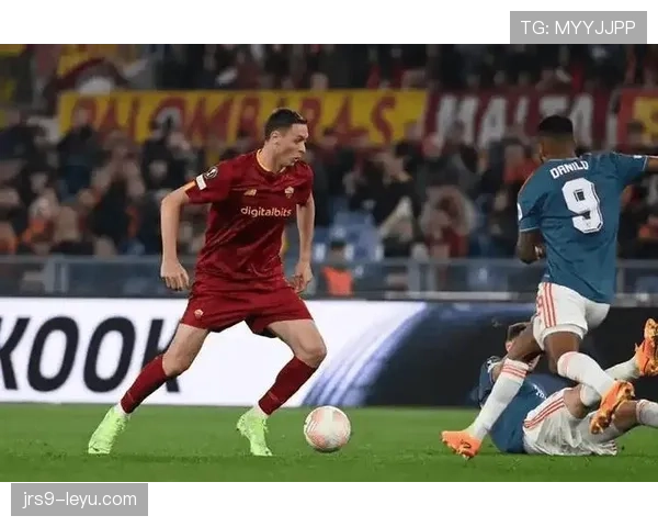 法马边路进攻闪耀赛场，球队稳健发挥斩获关键胜利