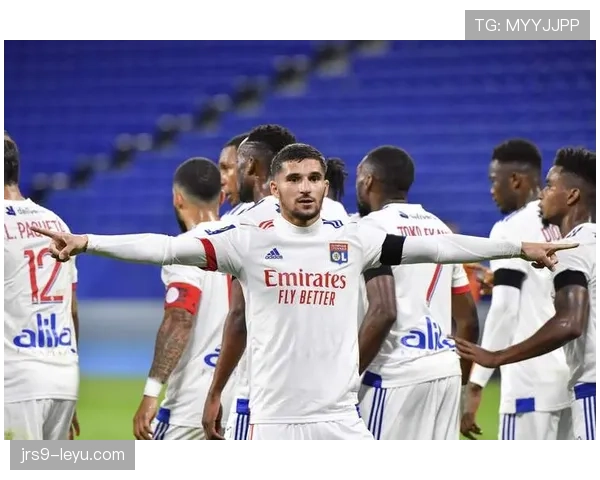 里昂定位球战术奏效,状态回暖再创佳绩 里昂定位球战术奏效,状态回暖再创佳绩