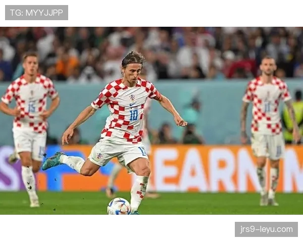 科瓦契奇 vs 莫德里奇：克罗地亚中场风格与角色对比分析